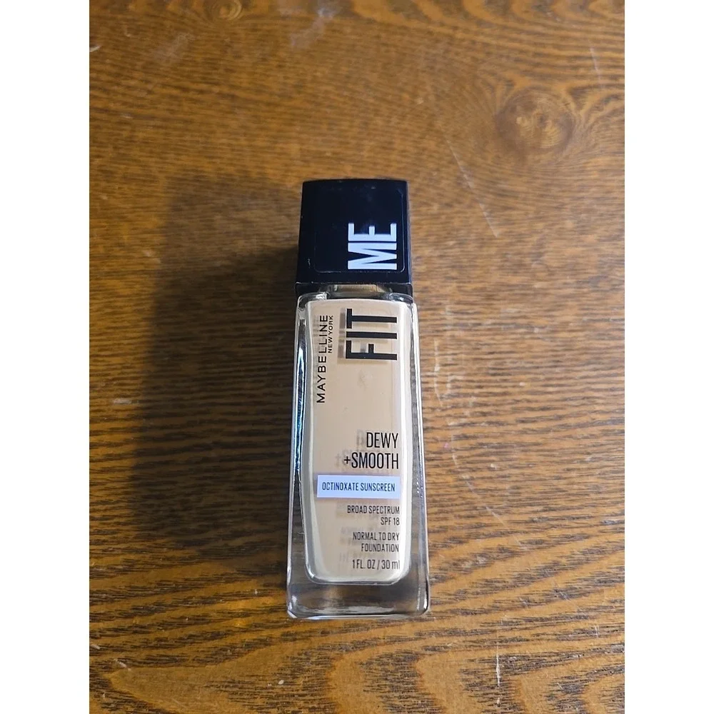 MAYBELLINE FIT ME FOUNDATION Matte + Poreless 1 oz Shade #310 Sun‎ Beige NEW